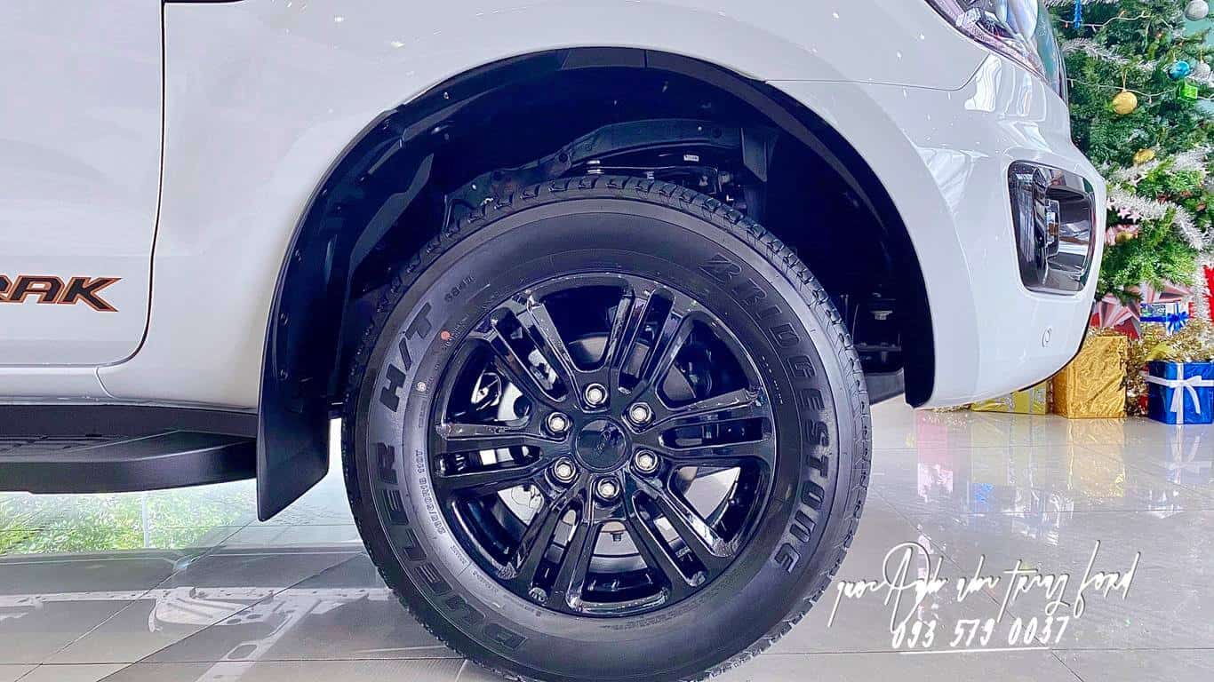 Ngoại thất xe Ford Ranger Wildtrak 4x4 Ngoại thất xe Ford Ranger Wildtrak 4x4