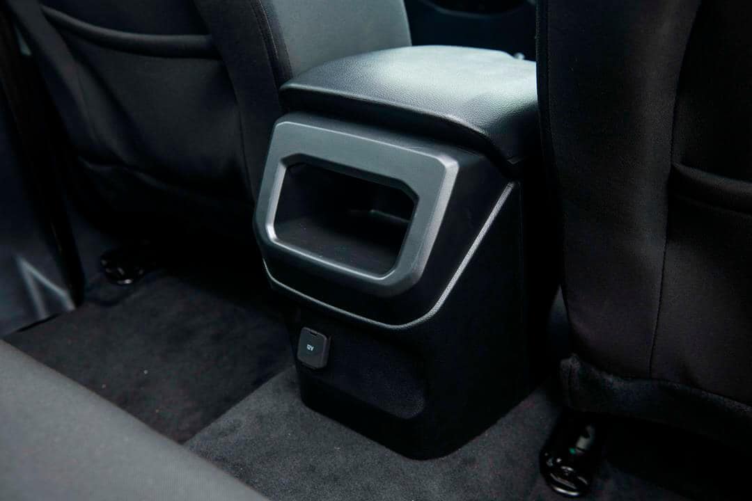 ford ranger xlt mau do noi that 9