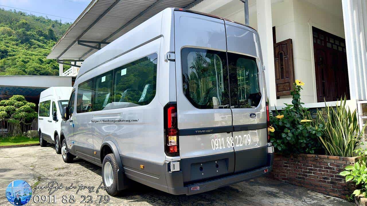 ford transit 18 cho bac ngoai that 6