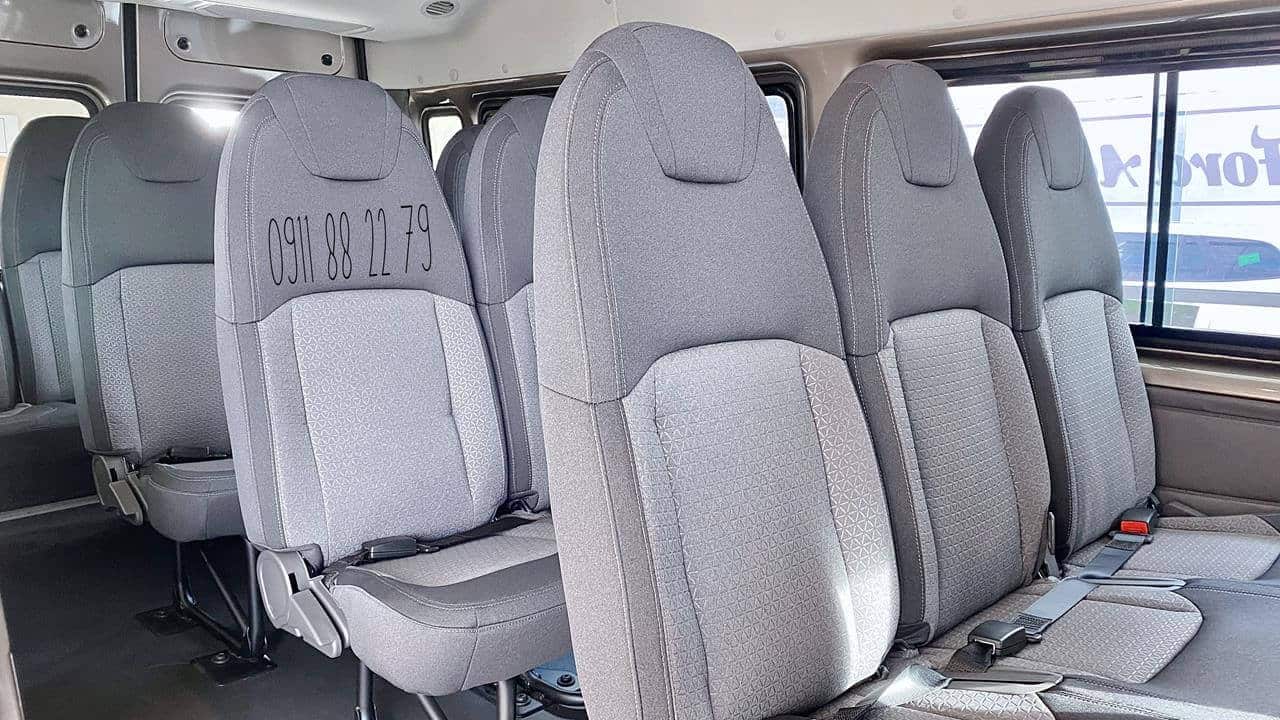 Hàng ghế của xe Ford Transit 2022