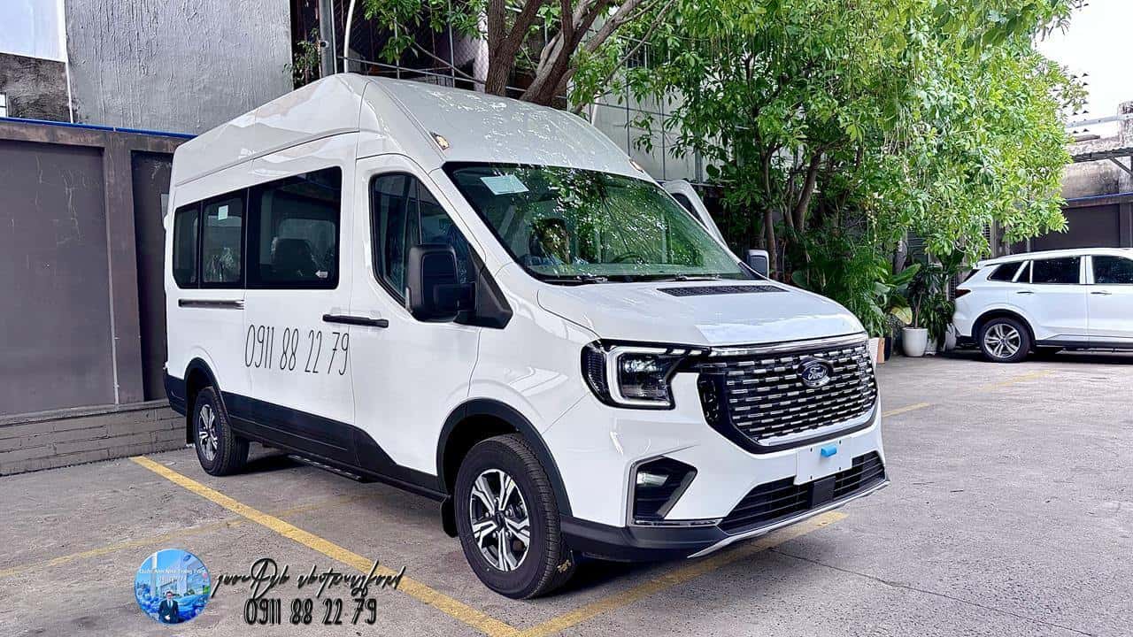 Transit Premium 16 chỗ: Thông số kỹ thuật, giá xe